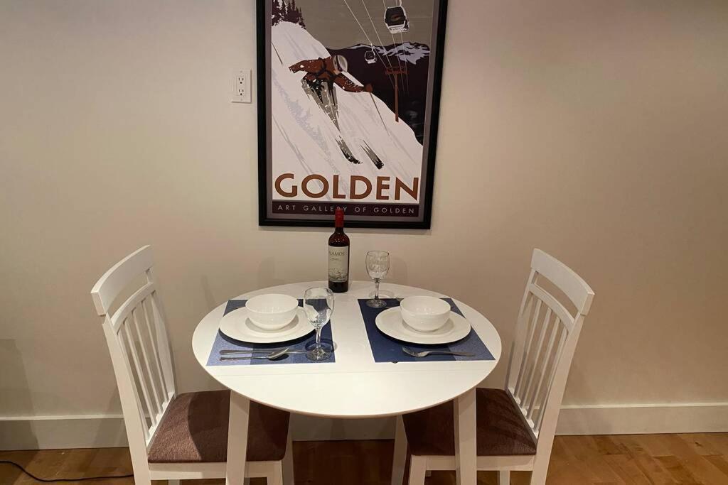 Hideaway On Quartz - 1Bed 1Bath Suite Golden Exterior foto