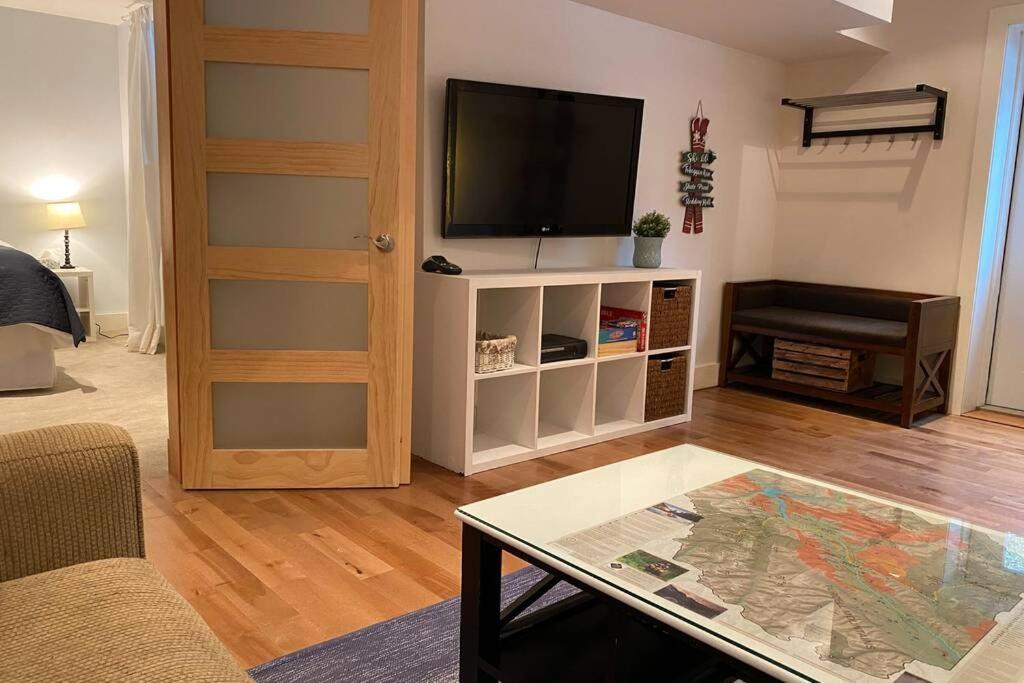 Hideaway On Quartz - 1Bed 1Bath Suite Golden Exterior foto